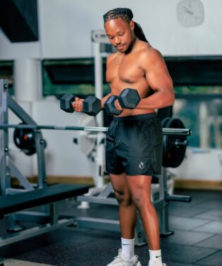 Core Shorts- Black